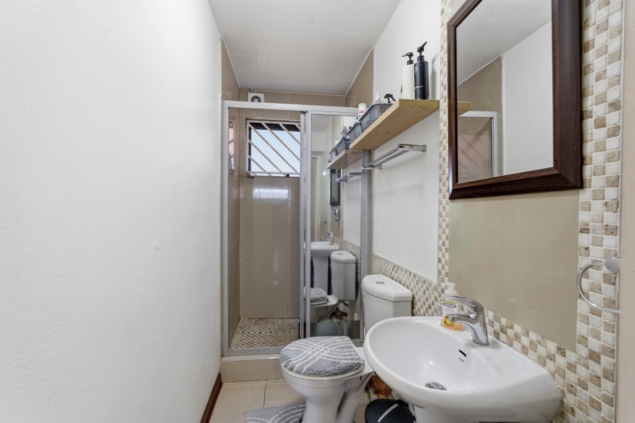 8 Bedroom Property for Sale in Bo Kaap Western Cape